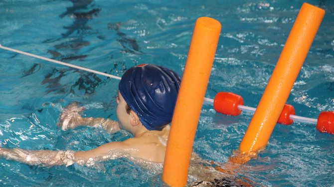 Vacances de printemps : stages d’aisance aquatique et de natation pour les enfants